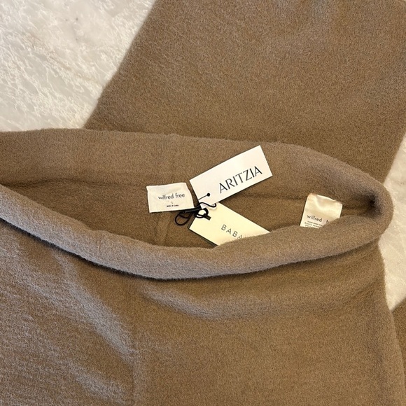 Aritzia Wilfred Free Brown Track Pants - Picture 1 of 4